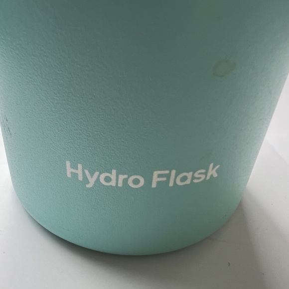 Hydro flask 20 oz Wide Flex Sip Lid Alpine Green Dated 2020 - Picture 9 of 10
